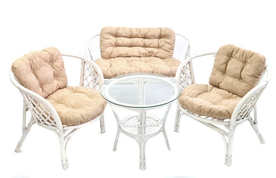 Комплект Багама с диваном и бежевыми подушками. Фото