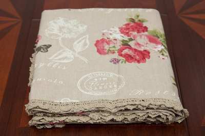 Скатерть квадратная  Secret De Maison Summer Garden (150см х 150см). Фото